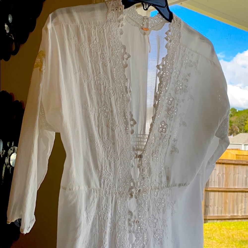Free people decorated w/embroidery mint condition